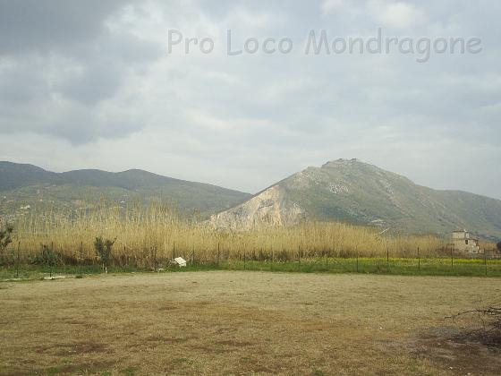 2671765-Mondragone-Mondragone.jpg